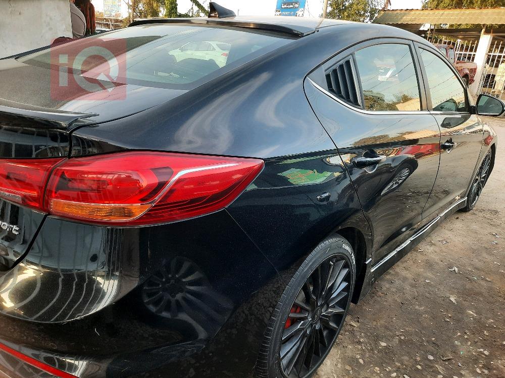 هيونداي النترا